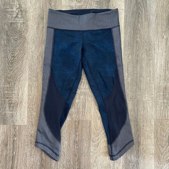 Lululemon Wunder Under Crop Legging Sashiko Cross Rugged Blue - Size: 6 - Picture 2 of 11